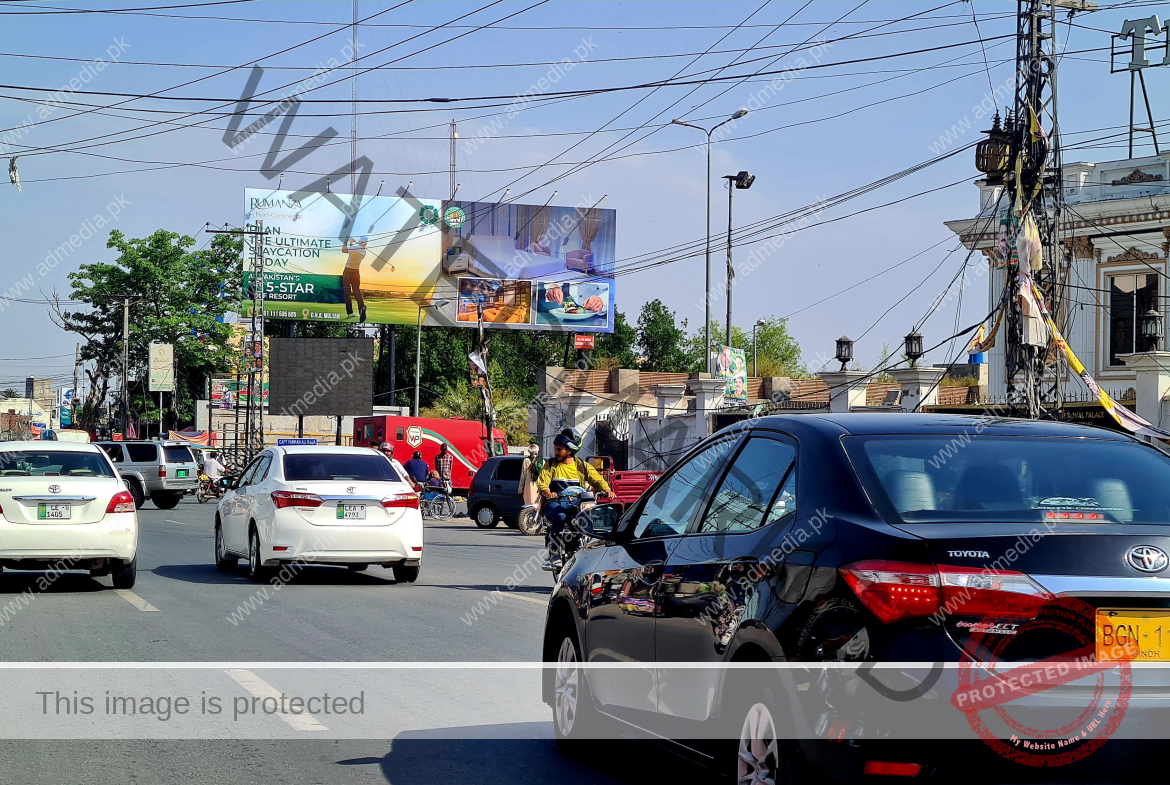 billboards at dolmen mall lahore