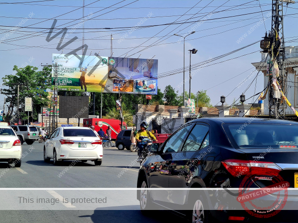 billboards at dolmen mall lahore